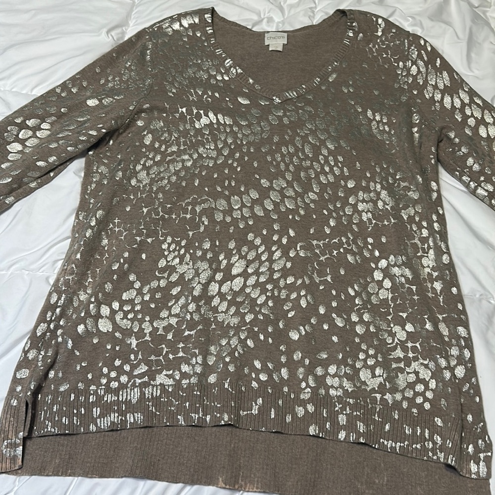 Chico’s brown long sleeve sweater/shirt.